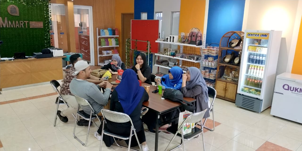  Wow! Di Sentra UMK SEI Serayu Ada 160 Jenis Cemilan